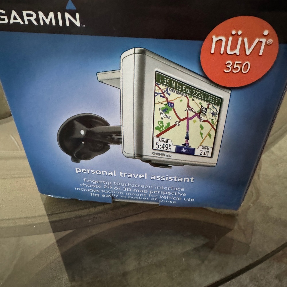 Garmin Silver GPS Navigation System - Picture 3 of 5